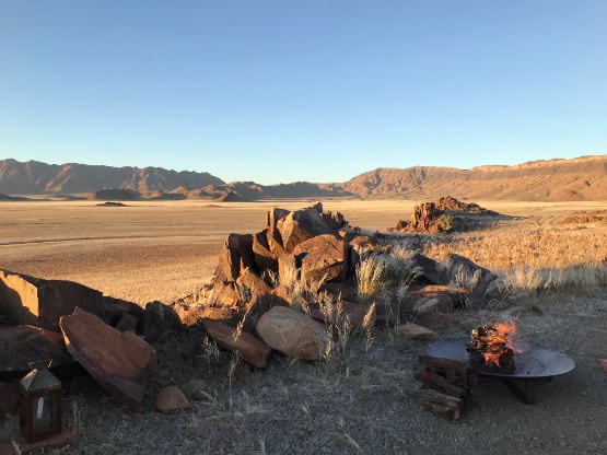 Feuerschale in der Wüste Namibia